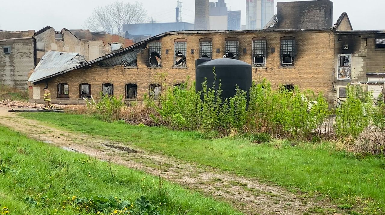 Historic Menasha Whiting Paper Mill Burns in Fire